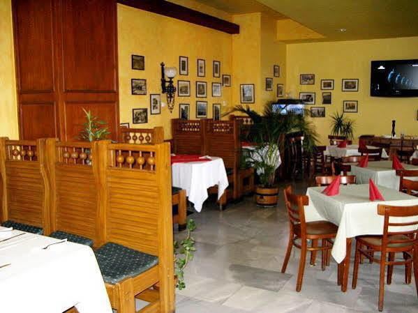 Hotel Rila Budapest Restaurant photo